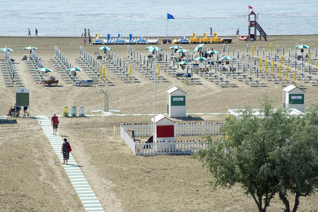 Hotel Benvenuto Caorle Buitenkant foto