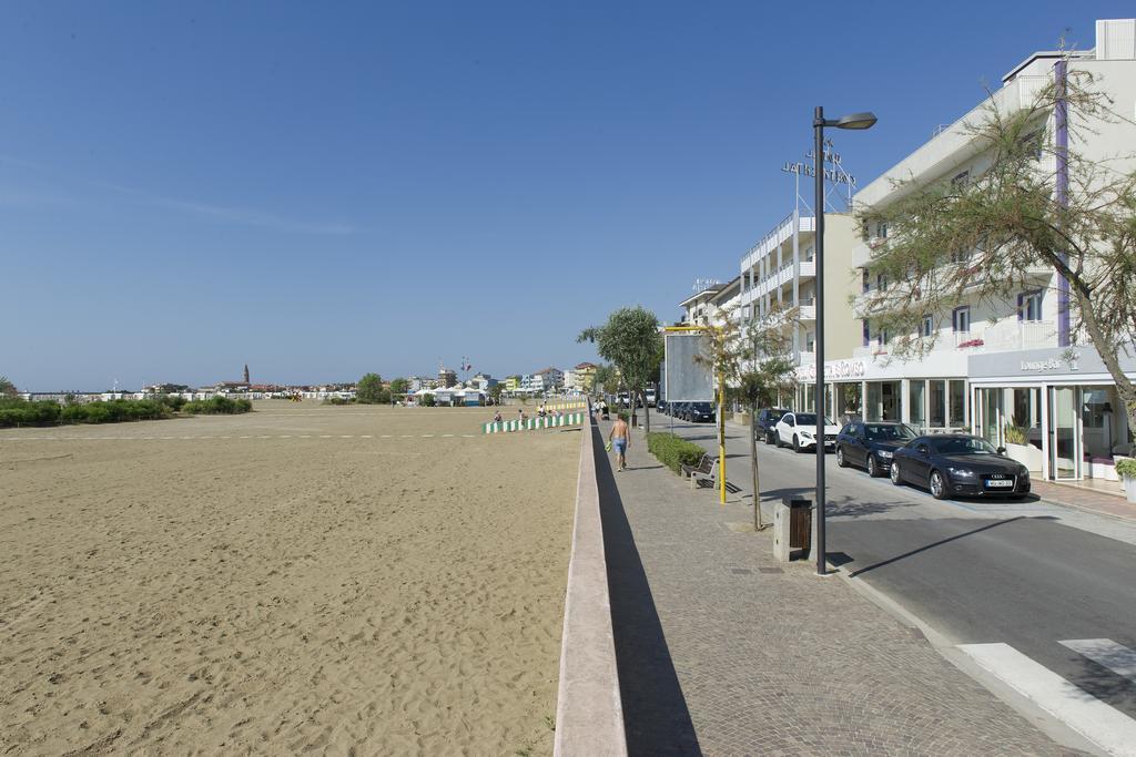 Hotel Benvenuto Caorle Buitenkant foto